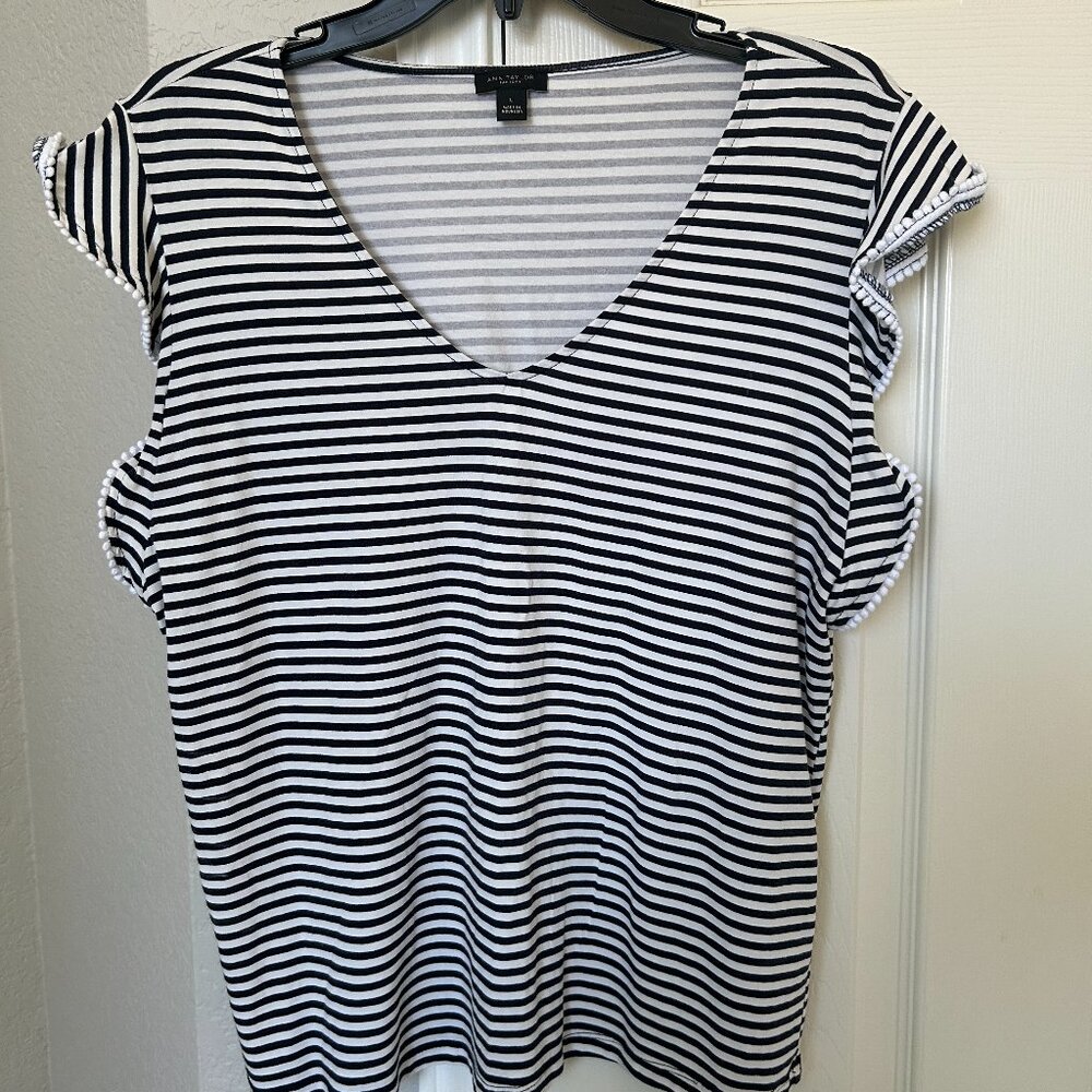 Ann Taylor Factory Striped V Neck Shirt with Ruffled Cap Sleeve-Black/White-Lg